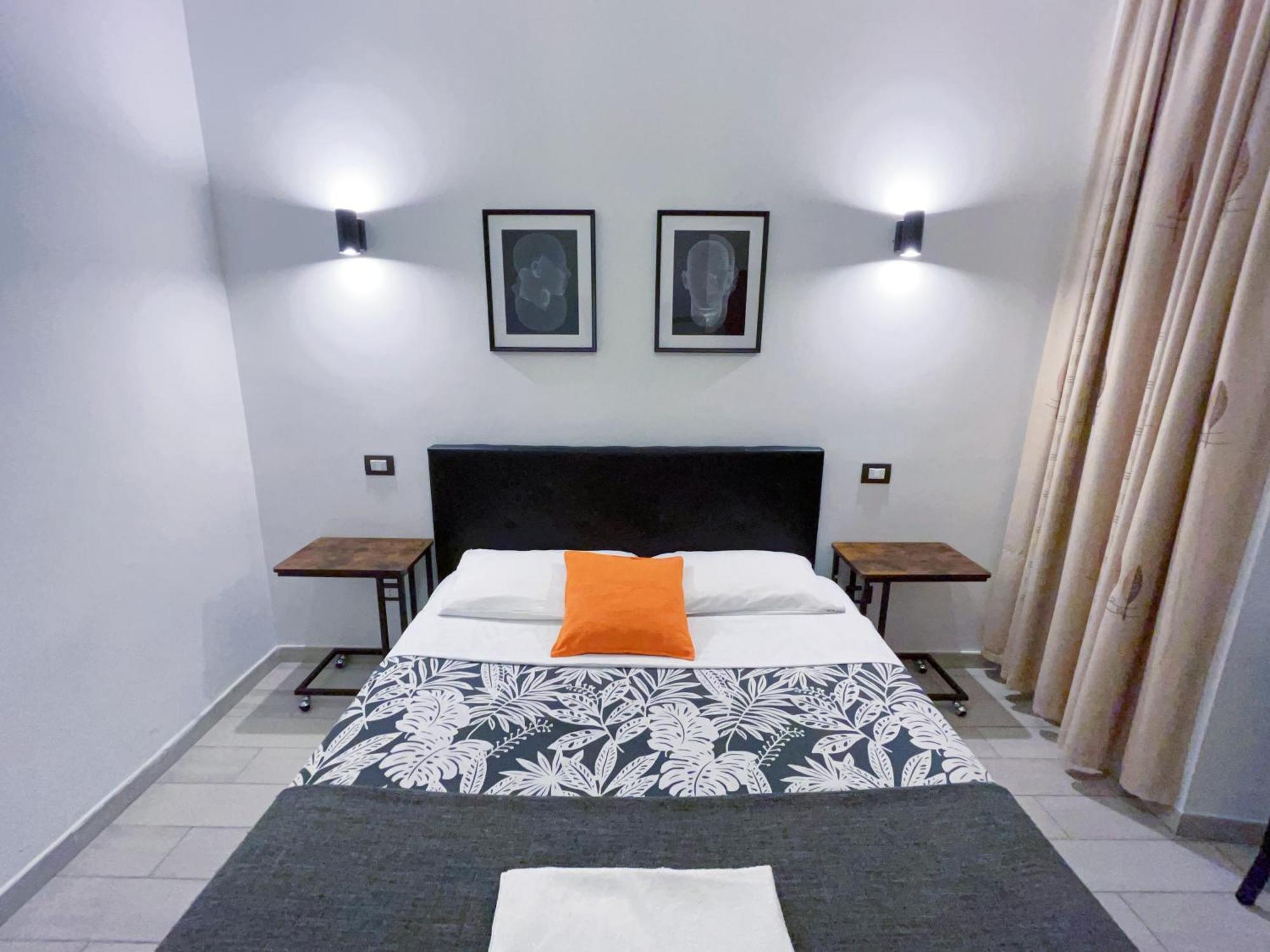 Overseas Guesthouse Rome Bagian luar foto