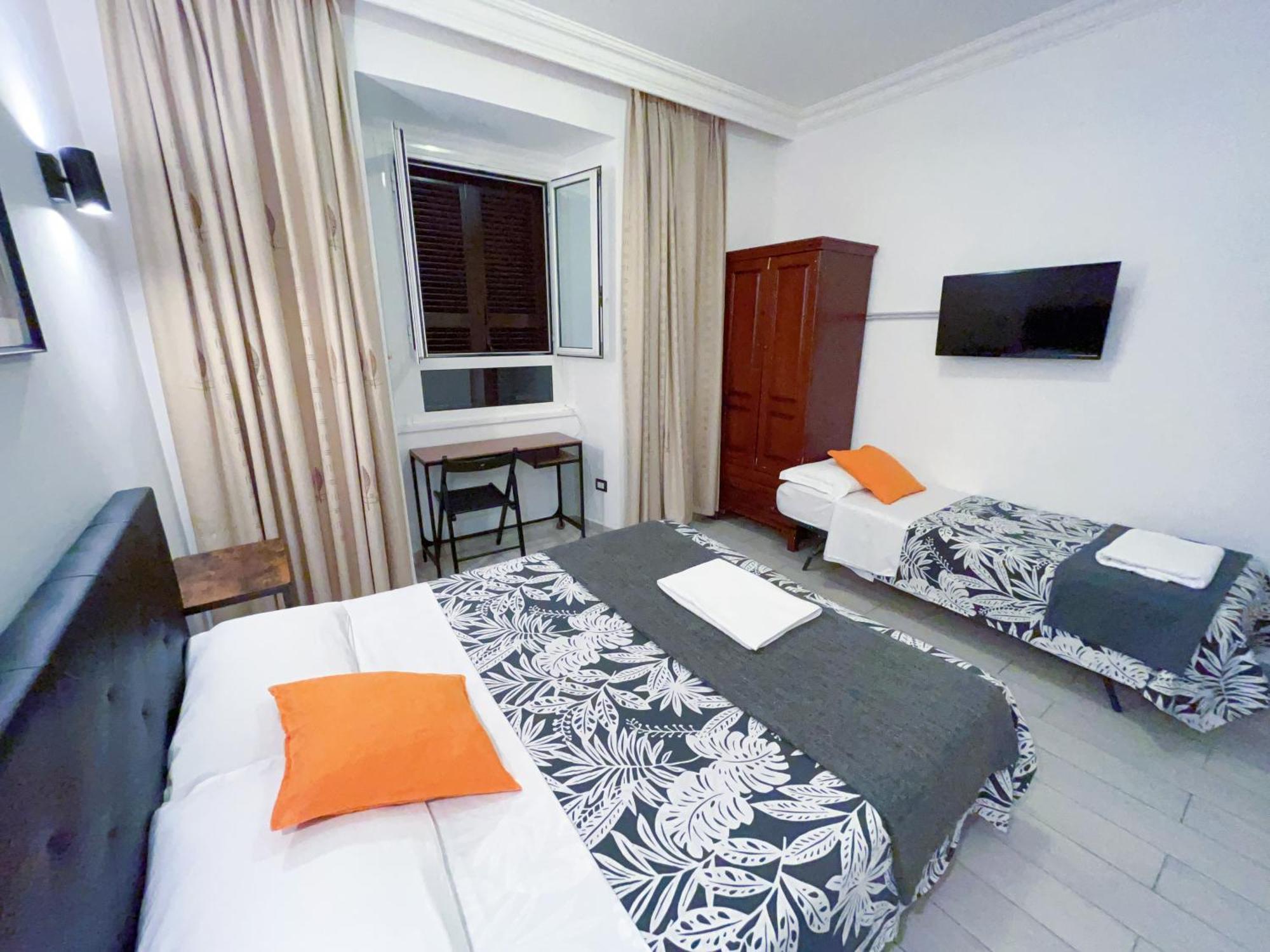 Overseas Guesthouse Rome Bagian luar foto