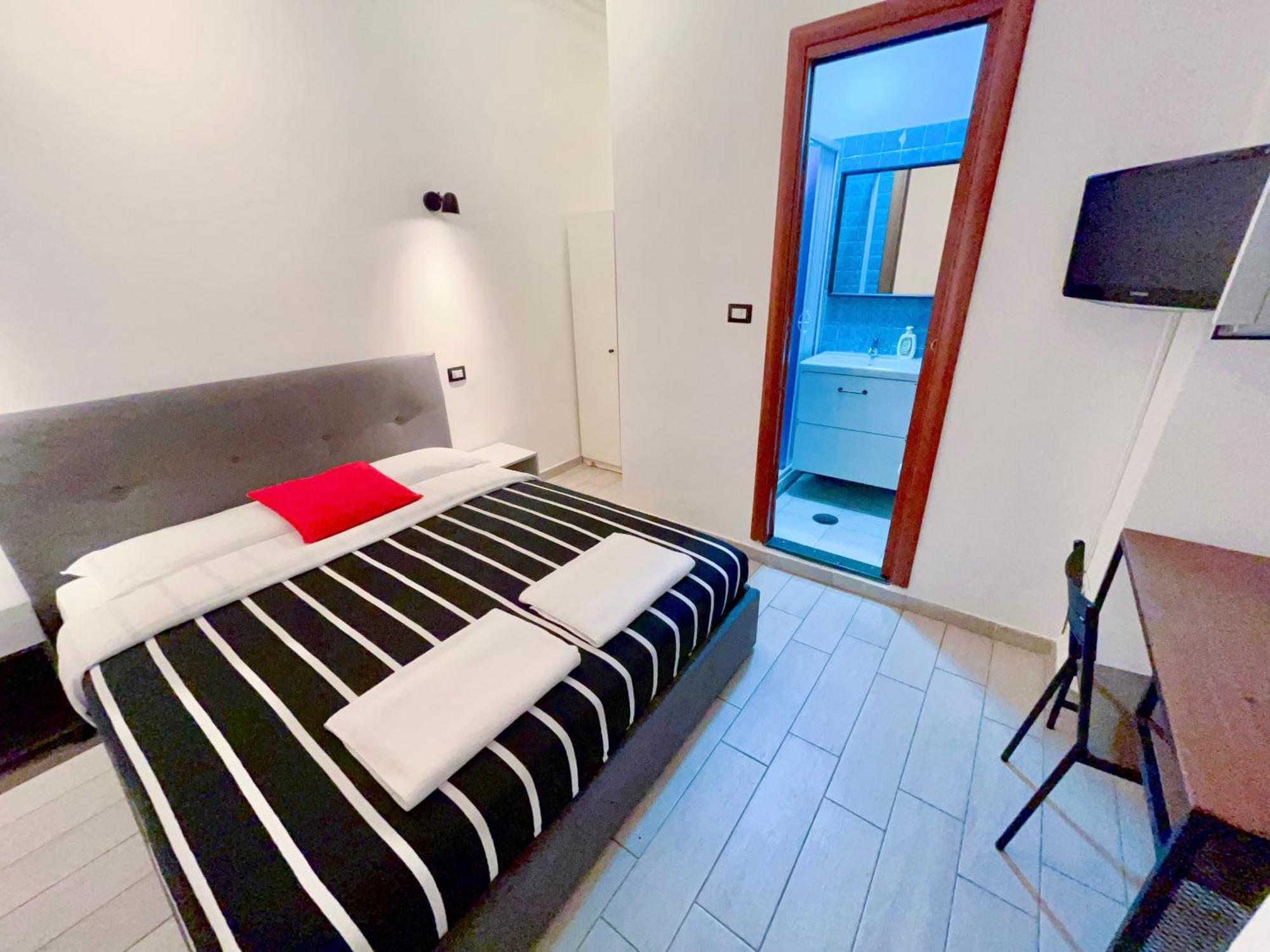 Overseas Guesthouse Rome Bagian luar foto