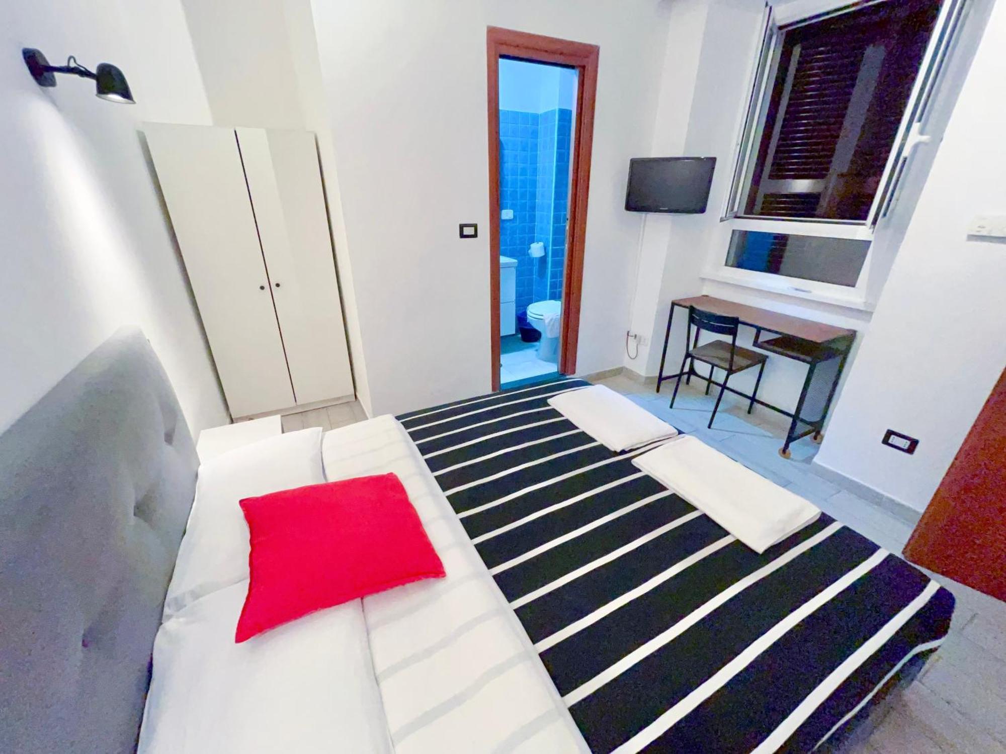 Overseas Guesthouse Rome Bagian luar foto