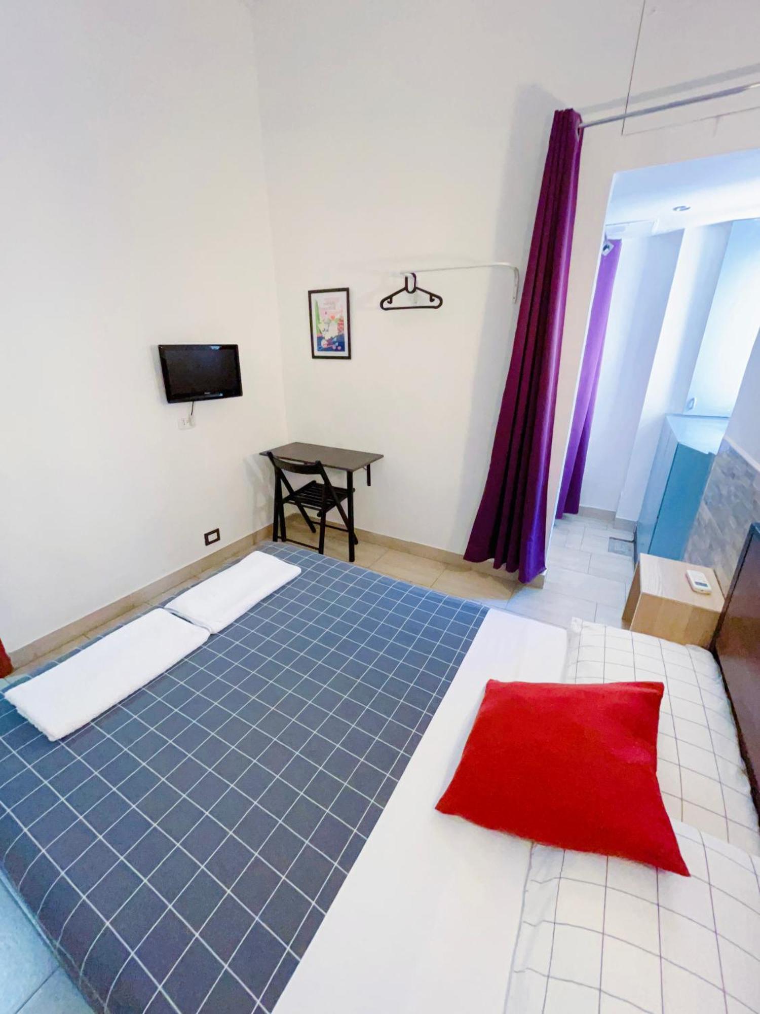 Overseas Guesthouse Rome Bagian luar foto